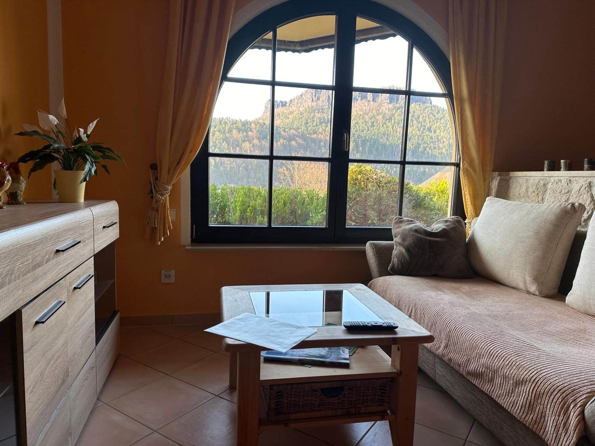 Ferienwohnung 1 Festungsblick 柯尼希施泰因易北 外观 照片